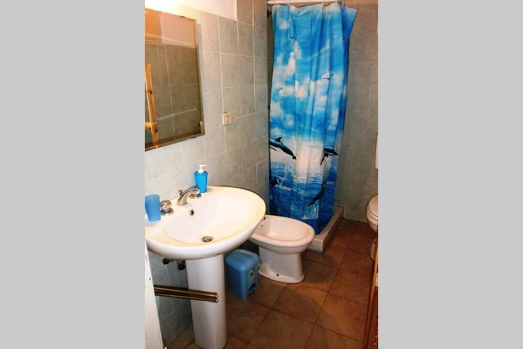 كاتانيا Three Rooms Near Central Station المظهر الخارجي الصورة