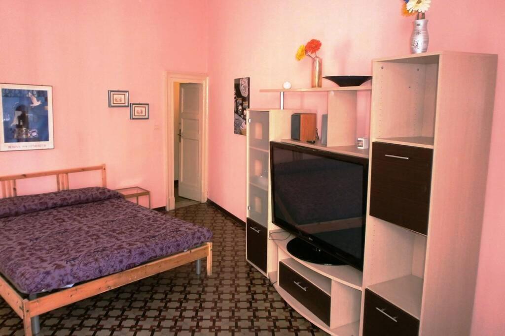 كاتانيا Three Rooms Near Central Station المظهر الخارجي الصورة